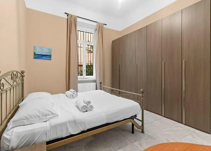 Strategico - Stazione - Free Wi Fi ミラノ